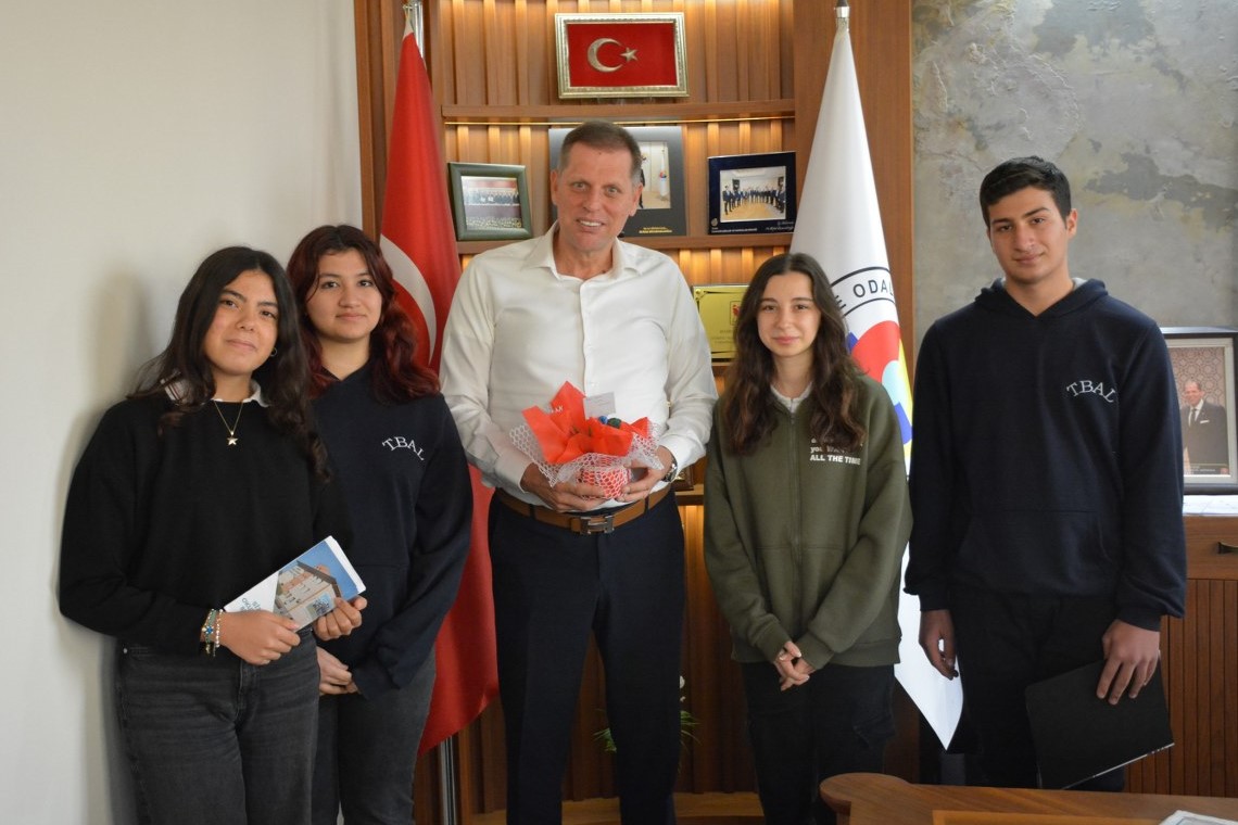 Manisa Ticaret Borsas Anadolu Lisesi rencilerinden Borsamza Ziyaret